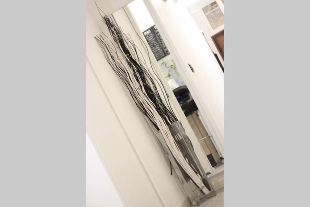 Elegant Apartment In Inner City At Vatican - Netflix And Optical Fiber Rome Exterior photo